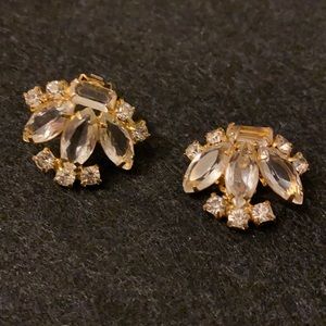 Vintage gold clip on earrings from 1930s